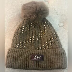 UGG Knit Beanie with Pom Pom